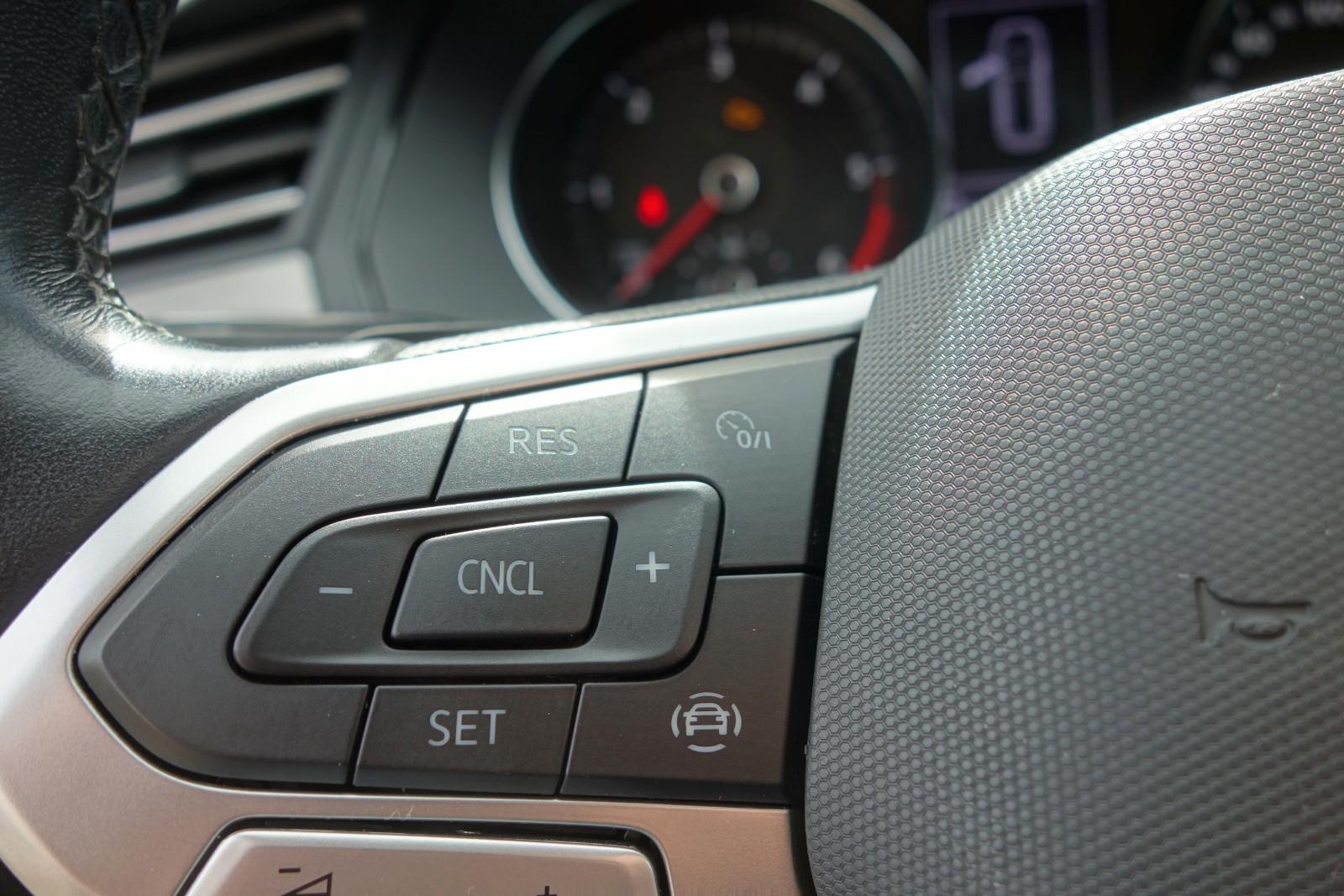 Volkswagen Passat LED AHK Kamera elektr. Heckklapp, миниатюра 9
