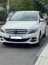 Mercedes-Benz Mercedes B200 2 Hand mit Erdgas Anlage - Mercedes-Benz B 200 mit CNG-Antrieb