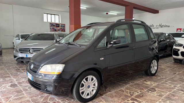 Fiat Idea 1.4 16V Emotion CAMBIO AUTOMATICO NEOP