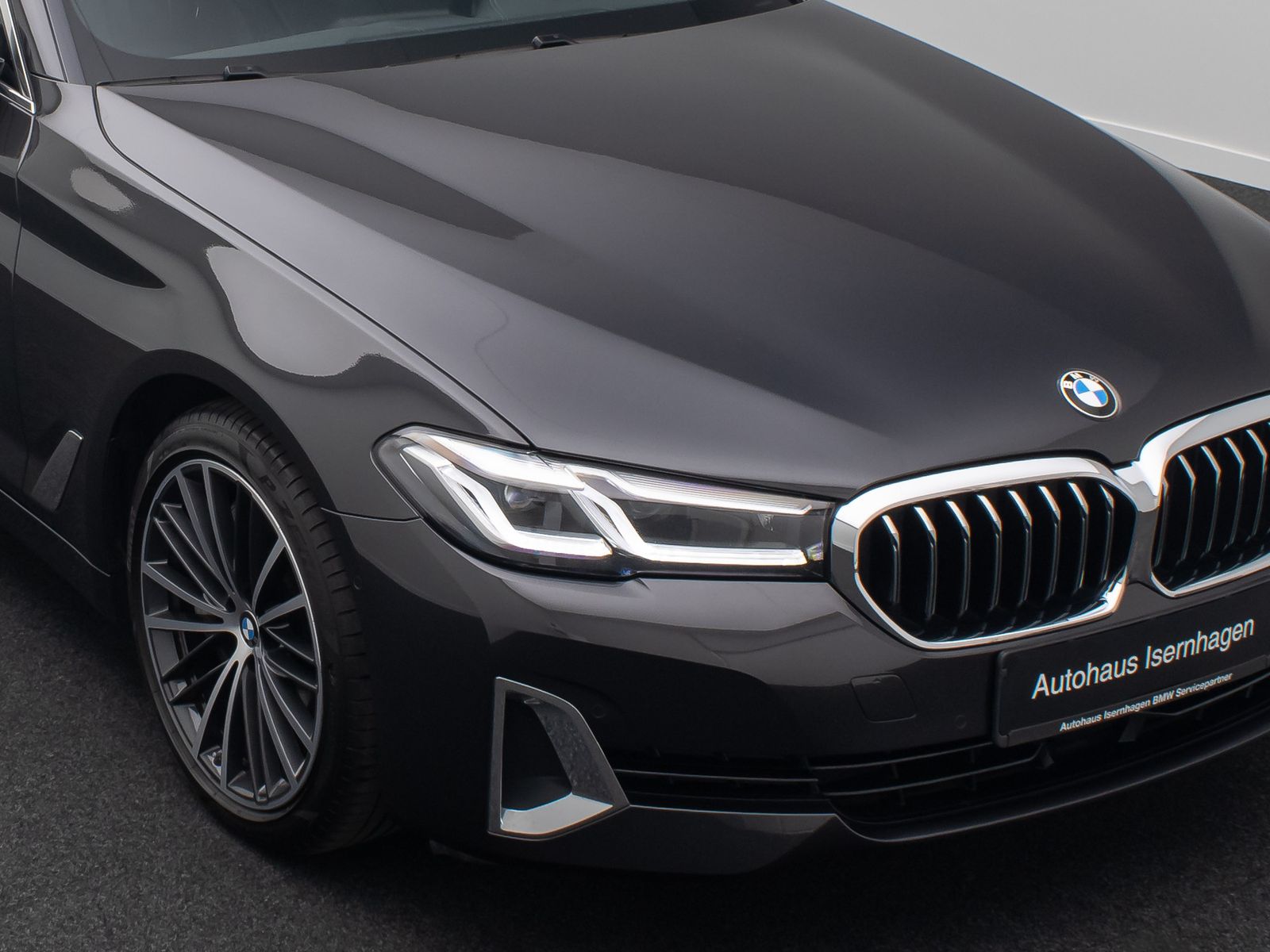 Fahrzeugabbildung BMW 540d xD Luxury Line H/K Kamera DAB AHK 4xKlima
