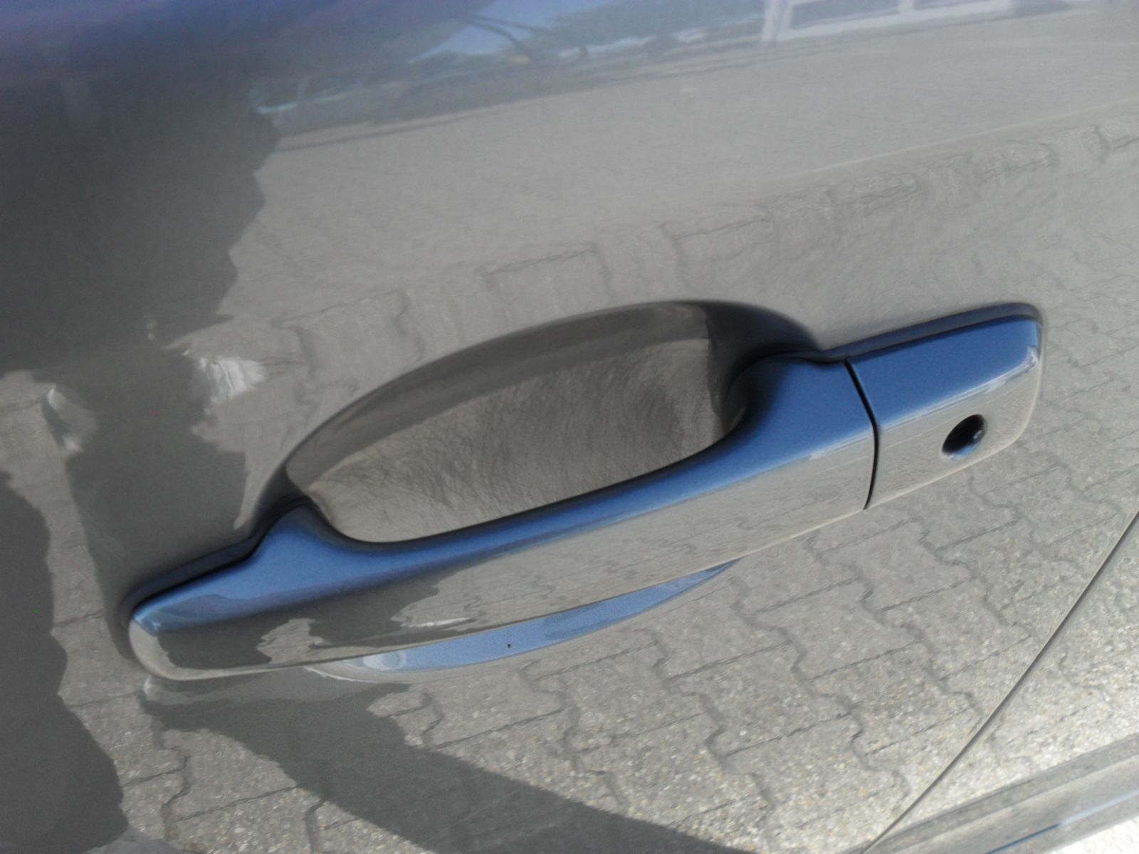 Fahrzeugabbildung Volvo XC 60 2.0 Automatik - Momentum 2WD