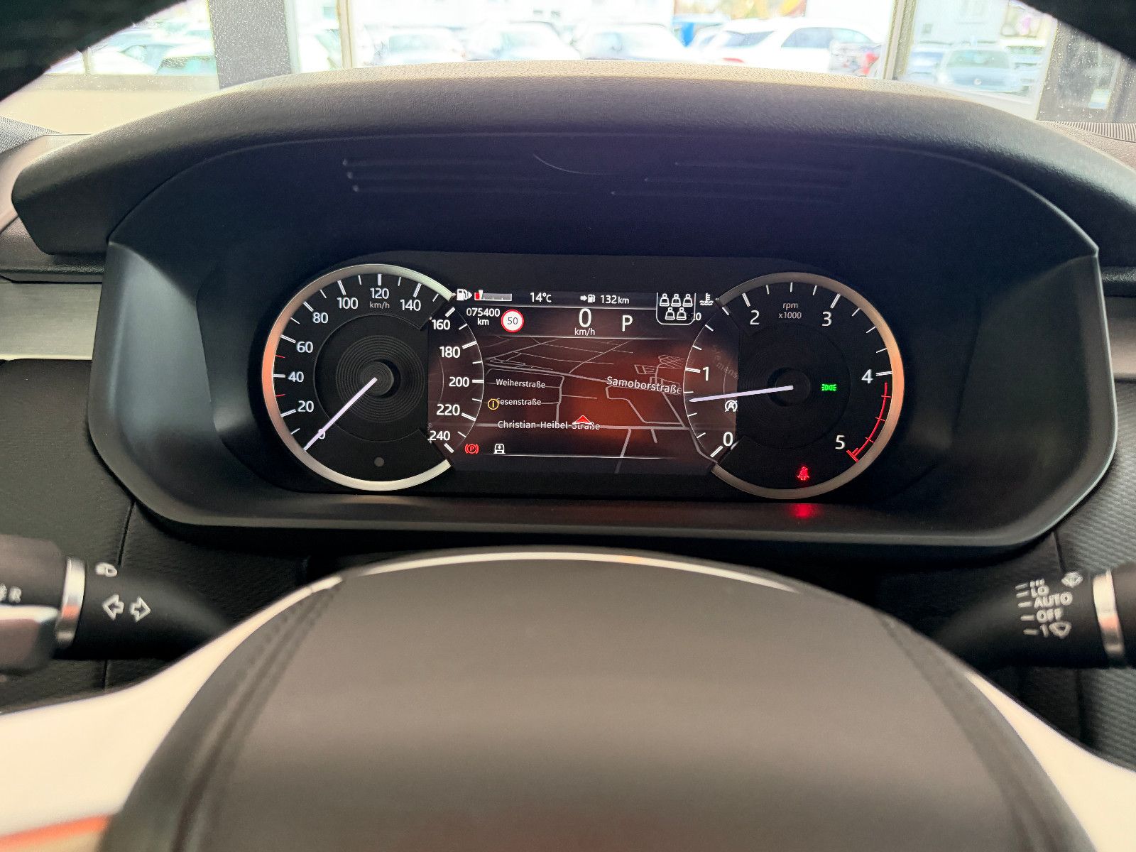 Fahrzeugabbildung Land Rover Discovery 5 R-Dynamic HSE D250 c AWD/PANO/MEMORY