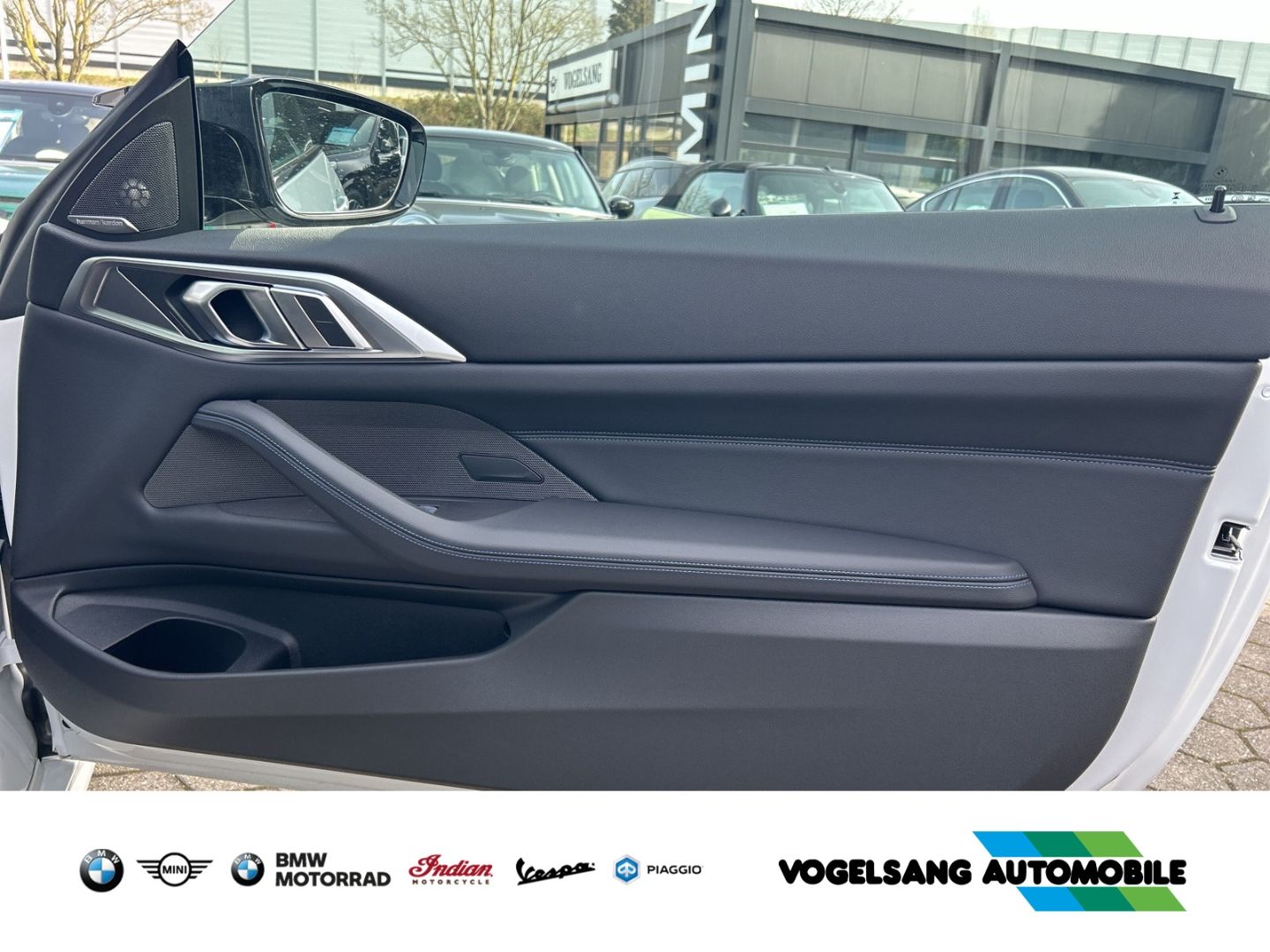 Fahrzeugabbildung BMW M440d xDrive Coupe,Glasdach,H&KSound,SurroundVie