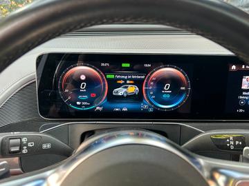 صورة 7 لـ 2020 Mercedes-BENZ EQC
