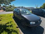 Volkswagen Golf 4 Variant 1.4 Benziner Schalter TÜV 2... - Volkswagen Golf aus 2000: Variant