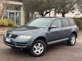 Volkswagen Touareg 2.5 R5 TDI 174cv 4x4 ASI - Volkswagen Touareg Kombi Gebrauchtwagen