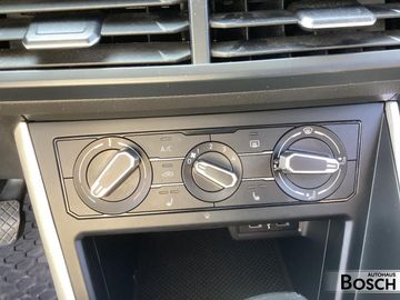 Volkswagen Polo - 11