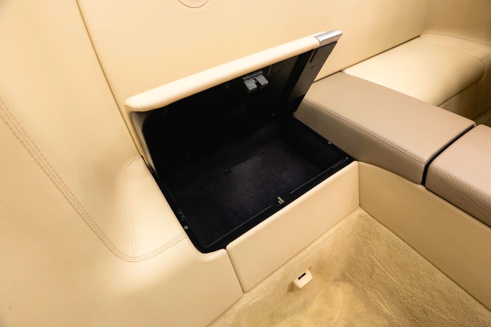 Fahrzeugabbildung Mercedes-Benz SL 500 V8 AMG *Unfallfrei*TÜV NEU*Scheckheft*ABC