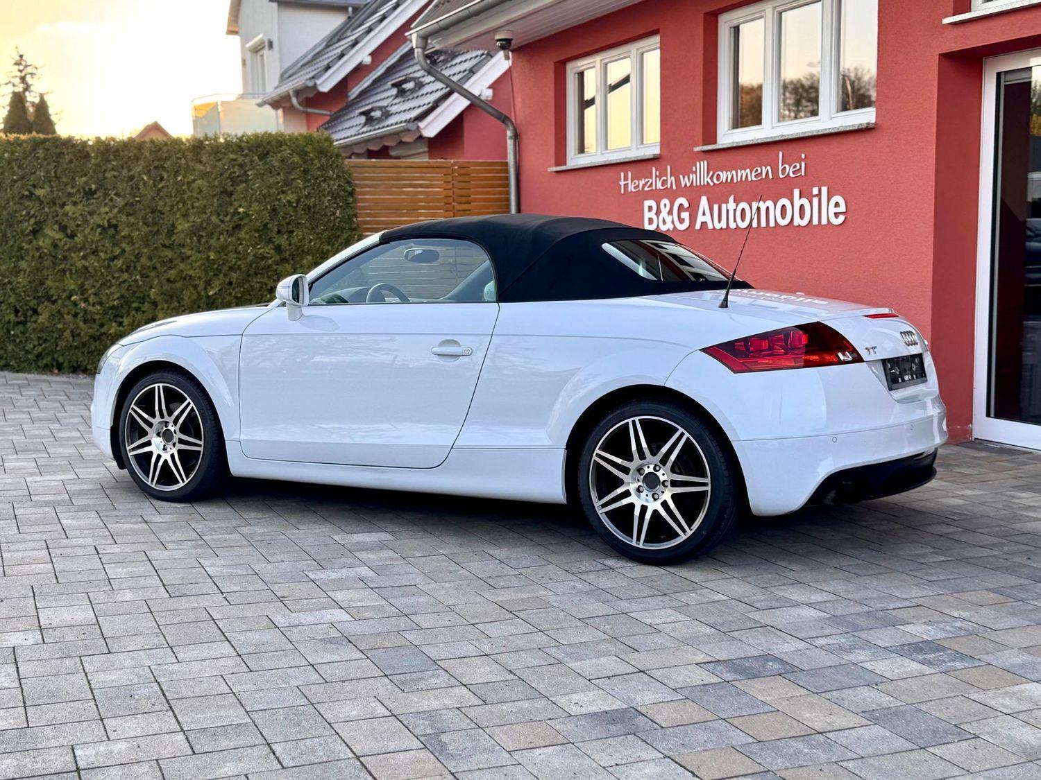 Audi TT 1.8 TFSI Cabrio*2.Hand*TÜV 04/2027
