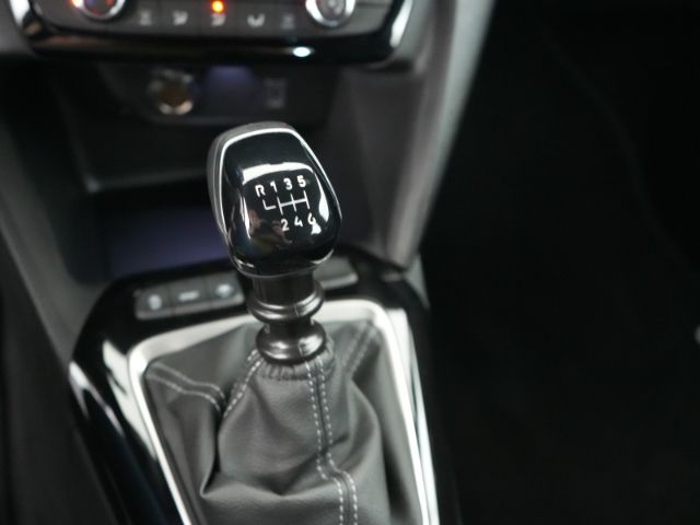 Corsa F FACELIFT GS+RÜCKFAHRKAMERA+SITZ-/LENKRAD