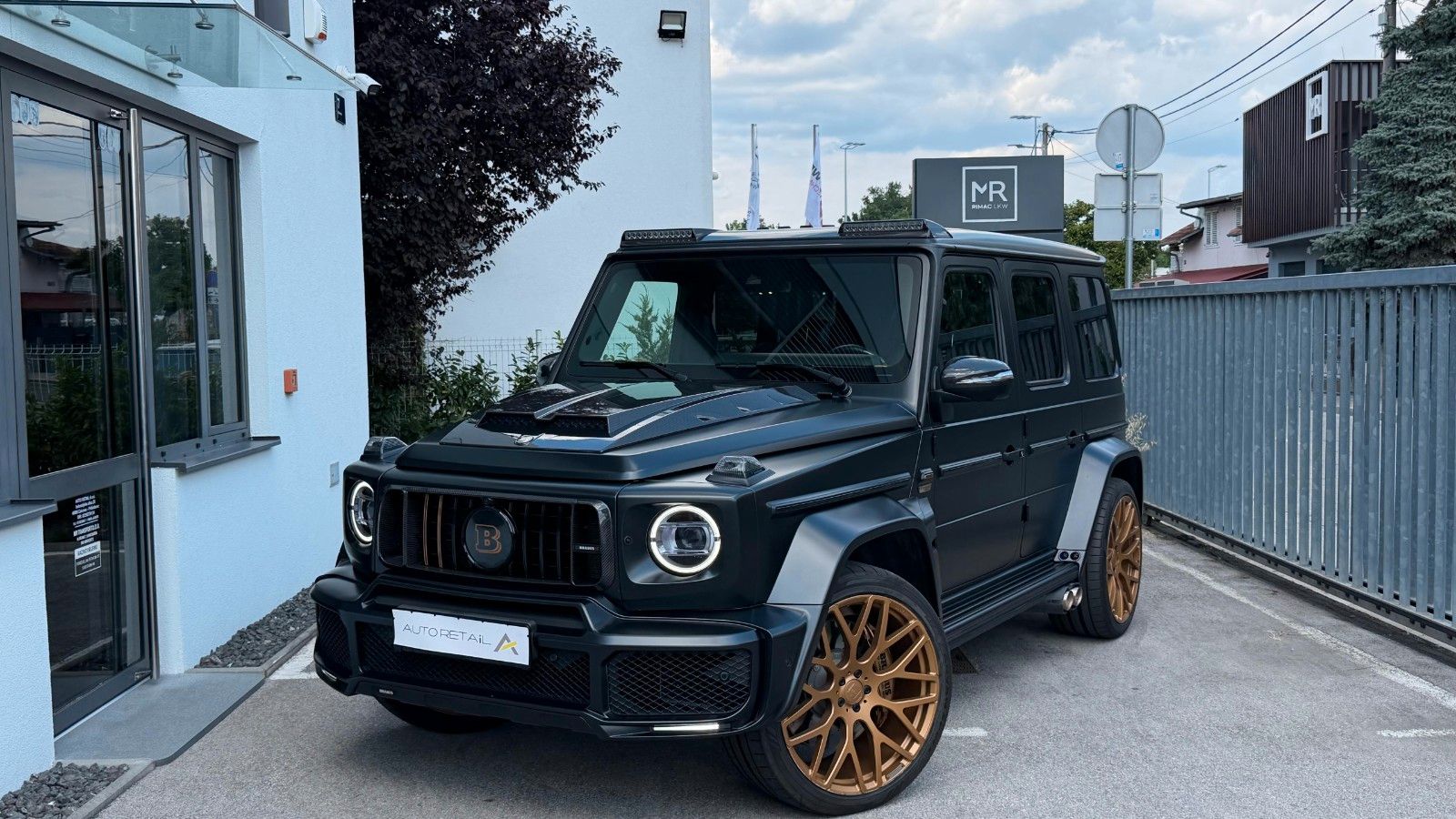 MERCEDES-BENZ G800 BRABUS BLACK&amp;GOLD 1/10 LIMITED NETTO EXP