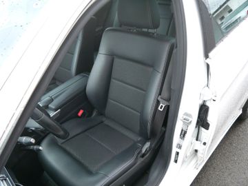 Mercedes E 250 - 8
