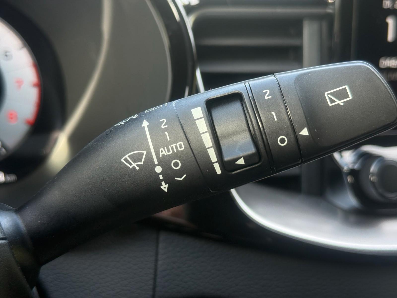 Kia ProCeed 1.6T DCT7 GT Navi Memory Kamera Klima
