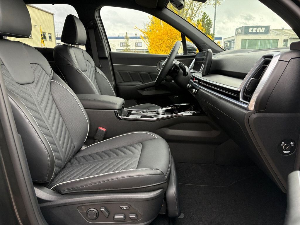 Fahrzeugabbildung Kia SORENTO 2.2D AWD DCT8 PLAT NAPPA PREM AHK