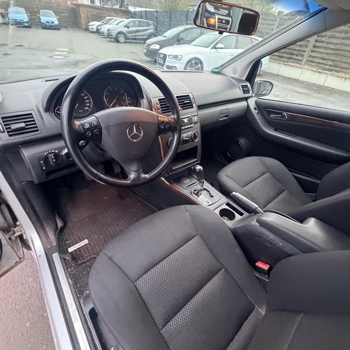 Mercedes-Benz A150 2005 — photo 8