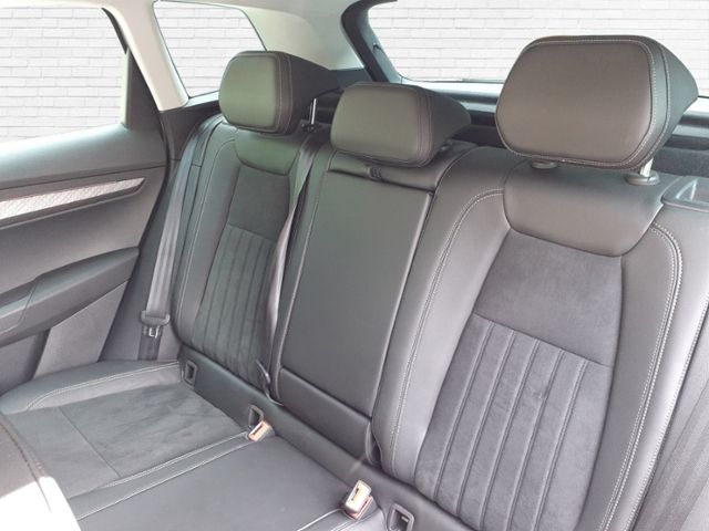 Fahrzeugabbildung SKODA Karoq 1,5 TSI Selection DSG LED ALU