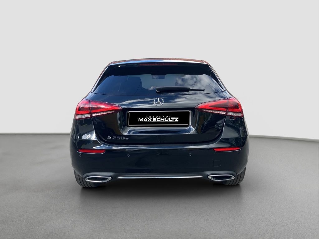 Fahrzeugabbildung Mercedes-Benz A 250 e PROGRESSIVE*AHK*LED*NAVI*DAB*SITZH
