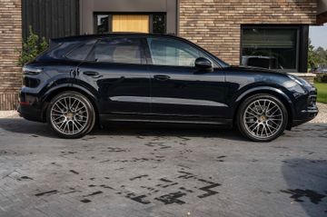 Porsche Cayenne - 7