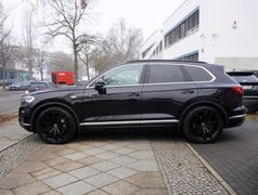 Fahrzeugabbildung Volkswagen Touareg Elegance 4Motion eHybrid Pano ACC Voll!
