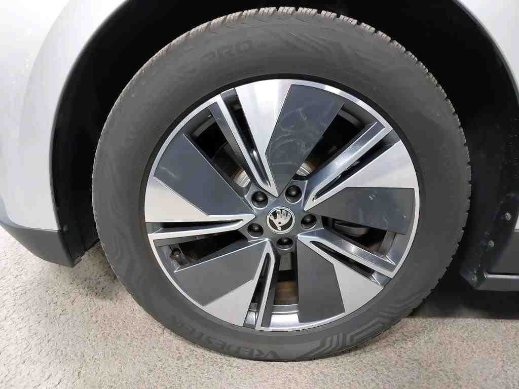 Fahrzeugabbildung SKODA Enyaq 60 electric 132 kW | LED RFK ACC CCS