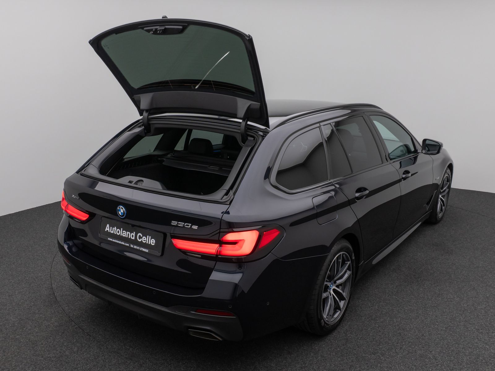 Fahrzeugabbildung BMW 530e xD M Sport Laser 360°HUD DAB H/K ACC Komfor