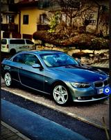 BMW E93 325d Cabrio | TÜV neu | 8-fach bereift | - BMW 325 aus 2008: 325d