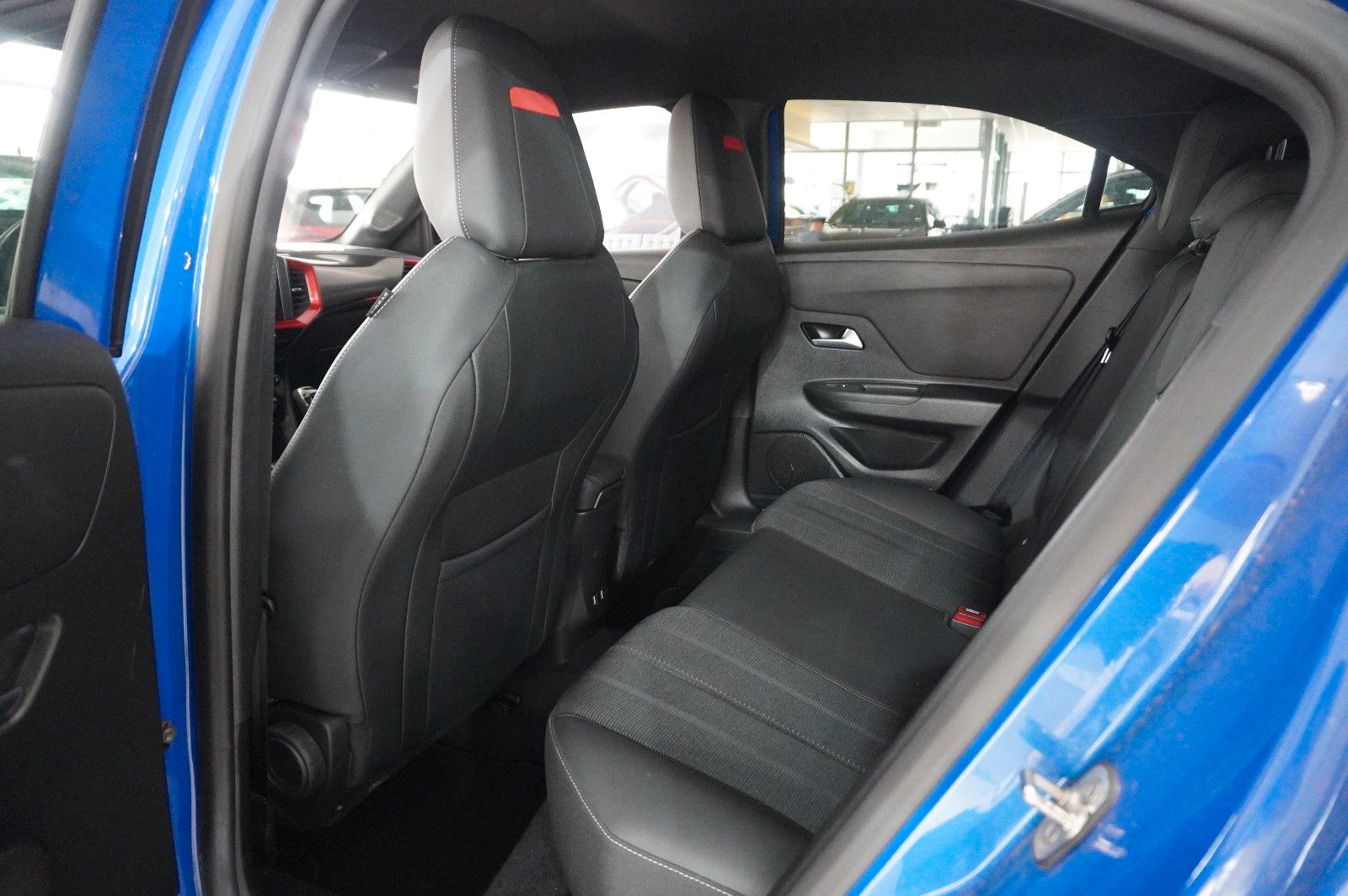 Fahrzeugabbildung Opel Mokka GS SPORT 1.2T NAVI/LED/KAMERA/SPORT/DAB+