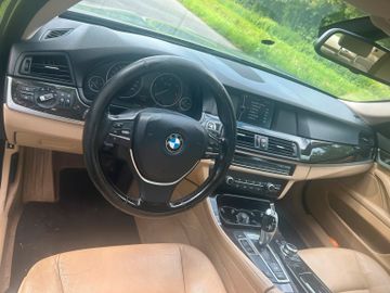 BMW 520 - 7