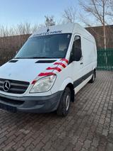 Mercedes-Benz Sprinter - Mercedes Sprinter mit Schiebedach