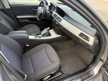 BMW 318 - 6