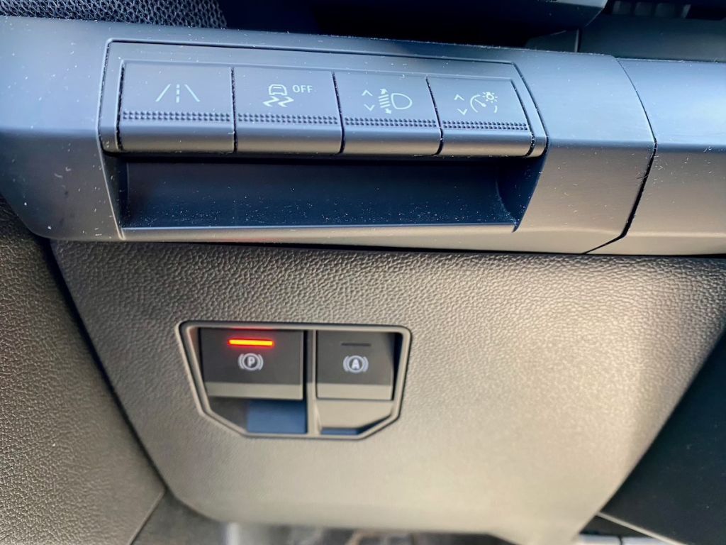 Fahrzeugabbildung Renault Megane E-TECH EV40 AAC SHZ CARPLAY LED KAMERA