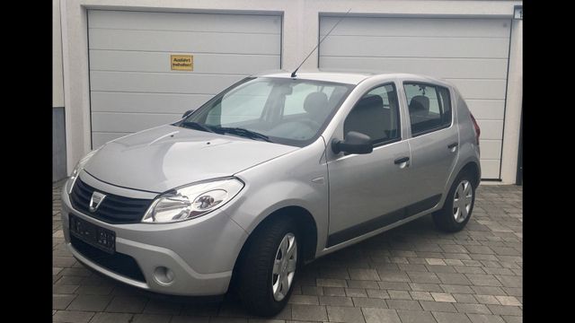 Dacia Sandero 1.4 MPI wenig Kilometer