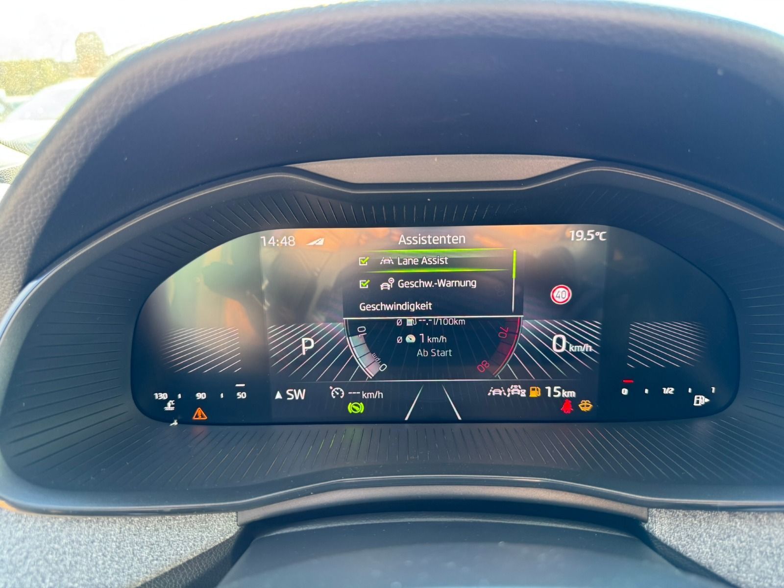 Fahrzeugabbildung SKODA Kamiq 1.0 TSI Selection OPF