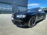 Audi RS4 4.2 FSI S tronic quattro Avant - - Audi RS4 mit Benzin-Antrieb: Schwarz