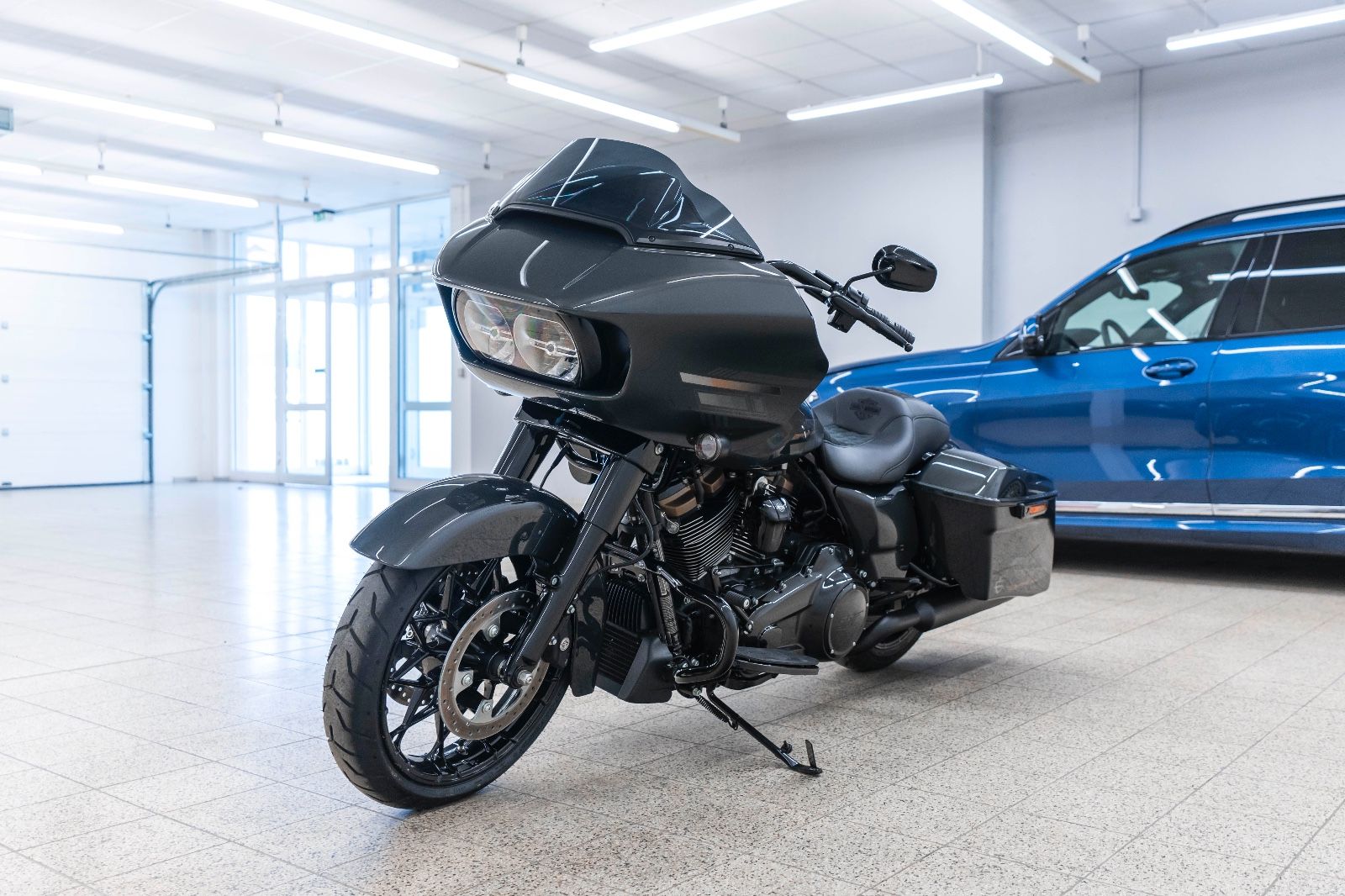 Fahrzeugabbildung Harley-Davidson FLTRXST Road Glide