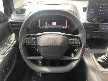 Fiat Qubo L L1 1.5 5-Sitzer Diesel KAMERA SHZ ALU LED