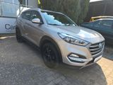 Hyundai Tucson Intro Edition 4WD*Navi*Spurhalte*Kamera.. - Hyundai: Edition