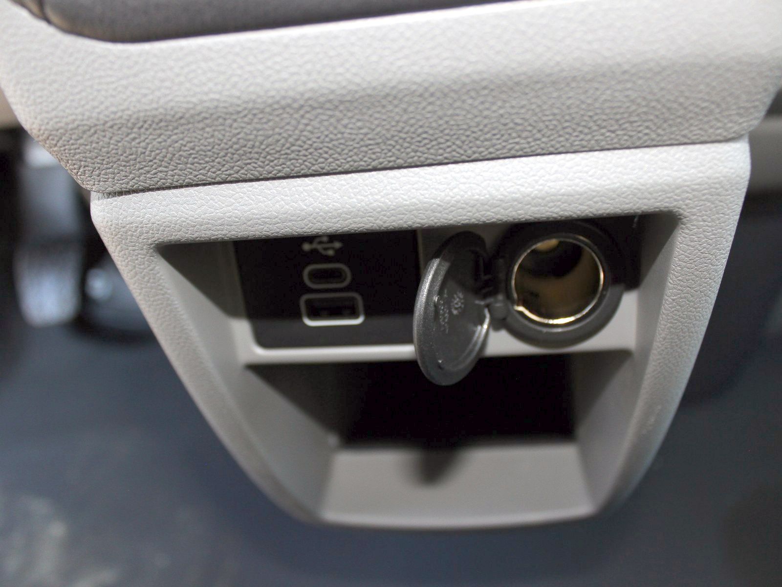 Fahrzeugabbildung Ford Transit Custom 300 L1 Trend