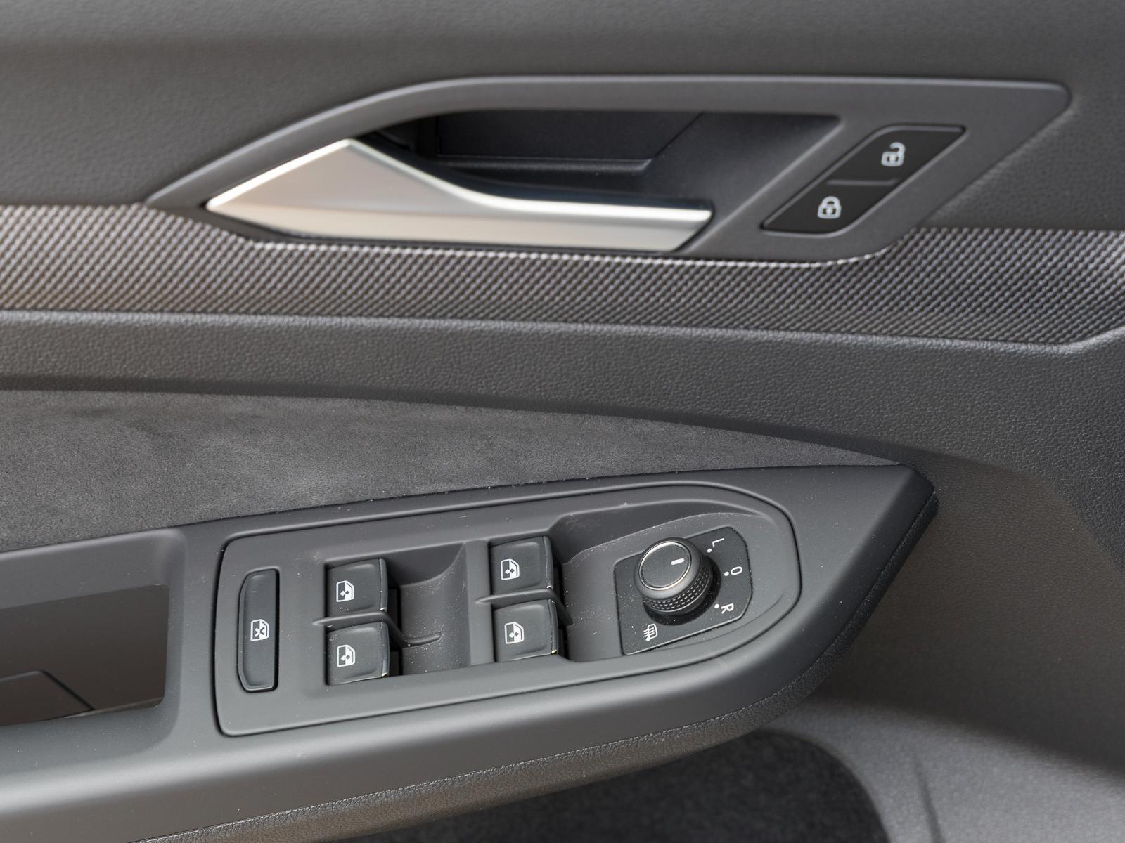 Volkswagen Golf GTI BLACKSTYLE NAVI HEAD-UP AREAVIEW KEYLES, миниатюра 9