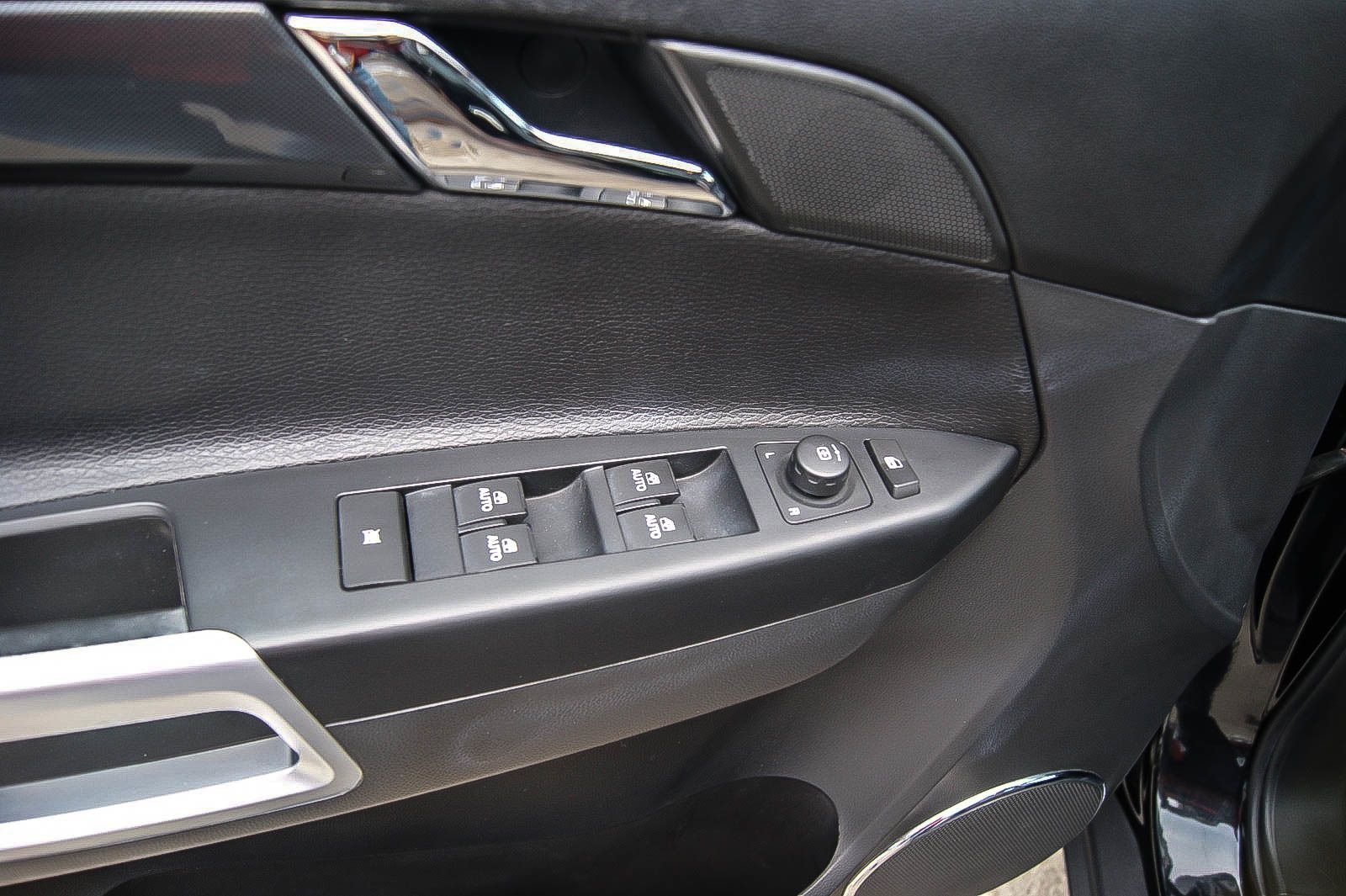 Fahrzeugabbildung Opel Antara 2.0 CDTi 4x4 170PS EDITION EURO6 NAVI PDC