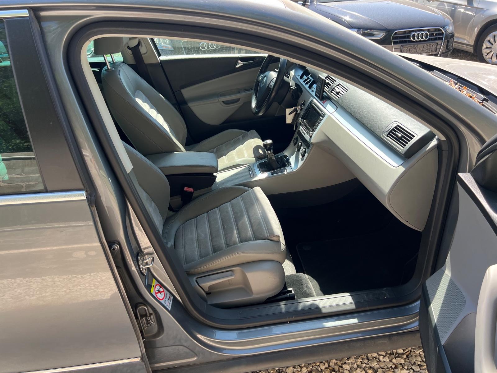 Volkswagen Passat 2007 — photo 16
