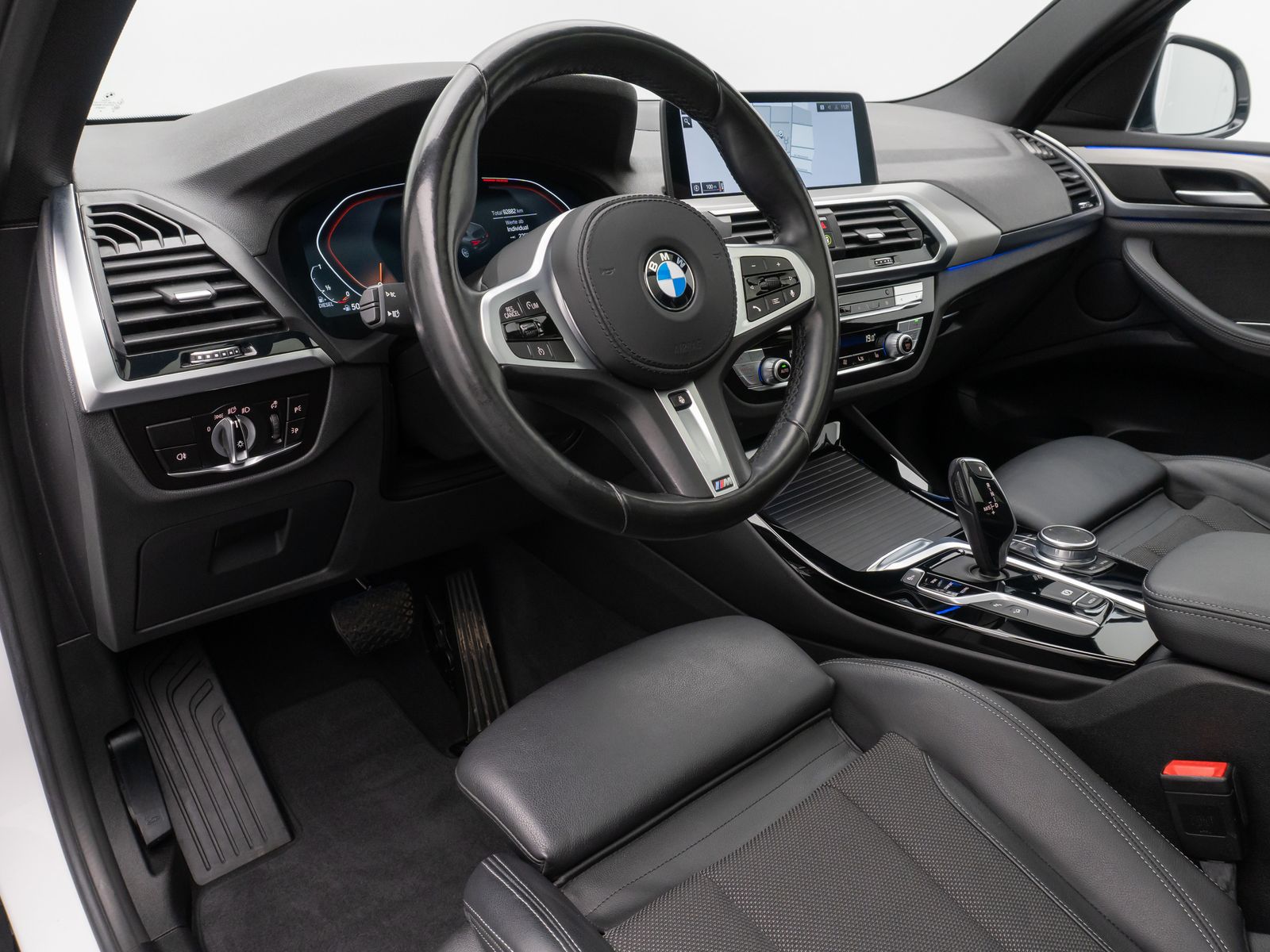 Fahrzeugabbildung BMW X3 xD20d xLine Kamera DAB AHK Komfort HUD 20Zoll