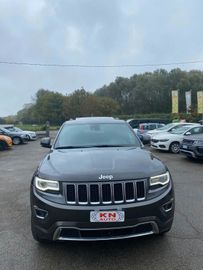 Jeep Grand Cherokee - 1