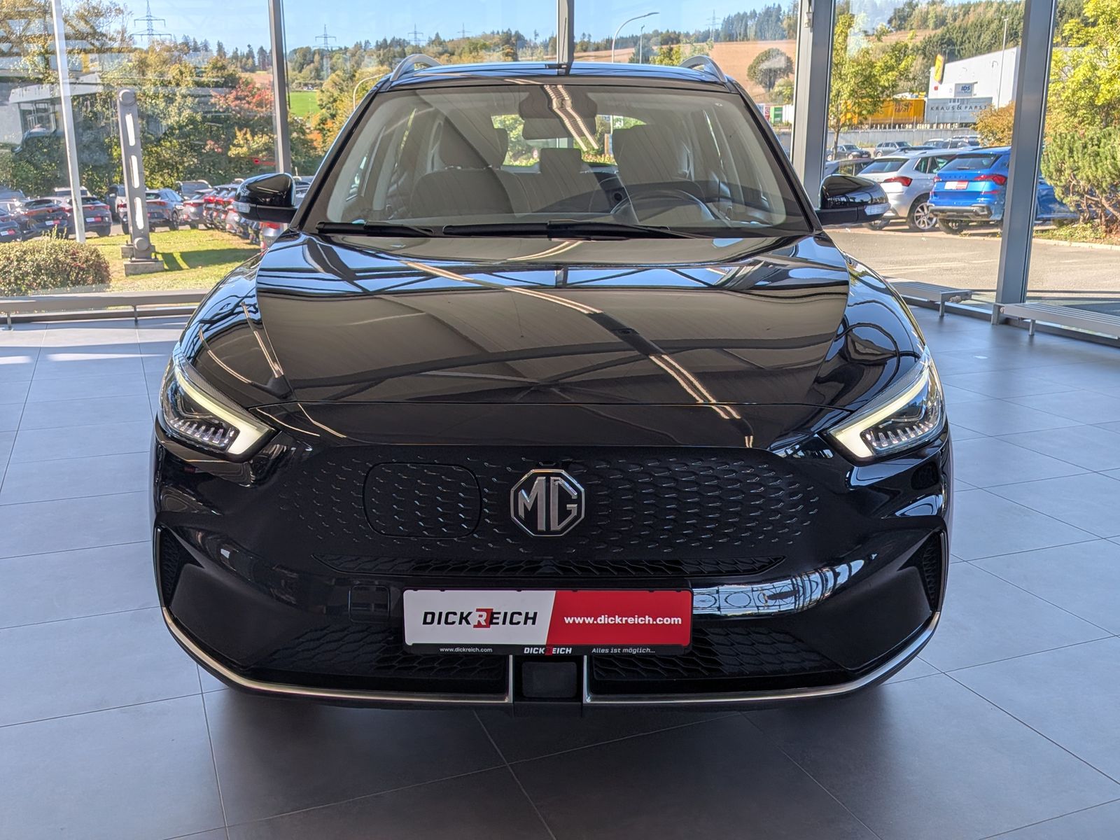 MG ZS EV Comfort LED Cam SHz Keyless 92,3% SOH 17"  imagem 3