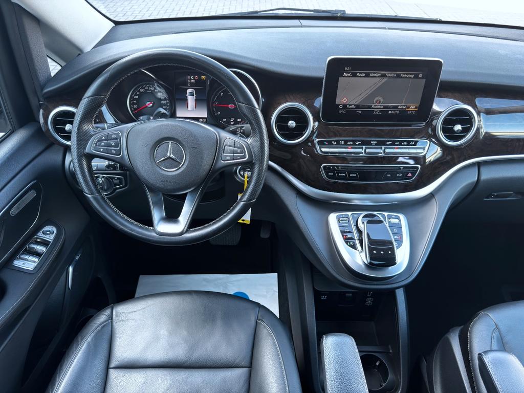 Mercedes-Benz V 250