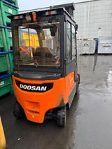 Doosan B25X-7 Plus - Doosan LKWs