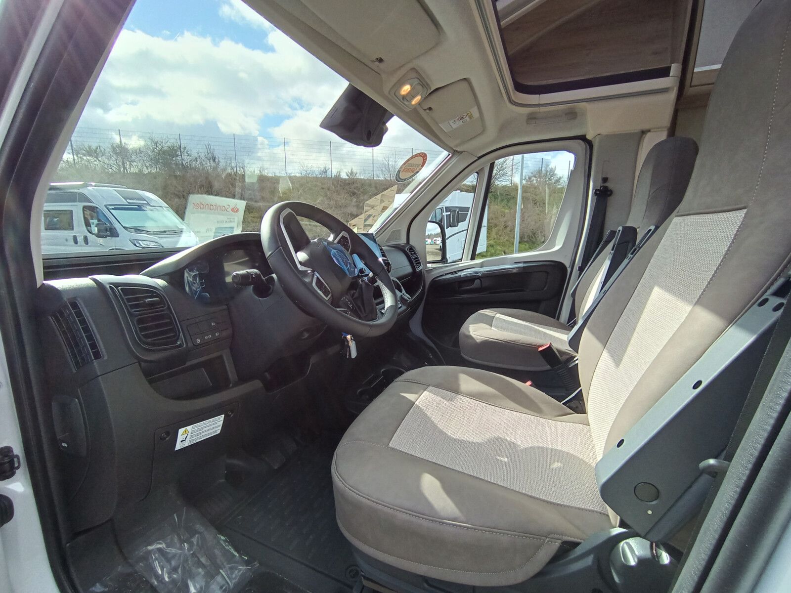 Fahrzeugabbildung Eura Mobil Profila RS 720 QF Aktionsfahrzeug !!