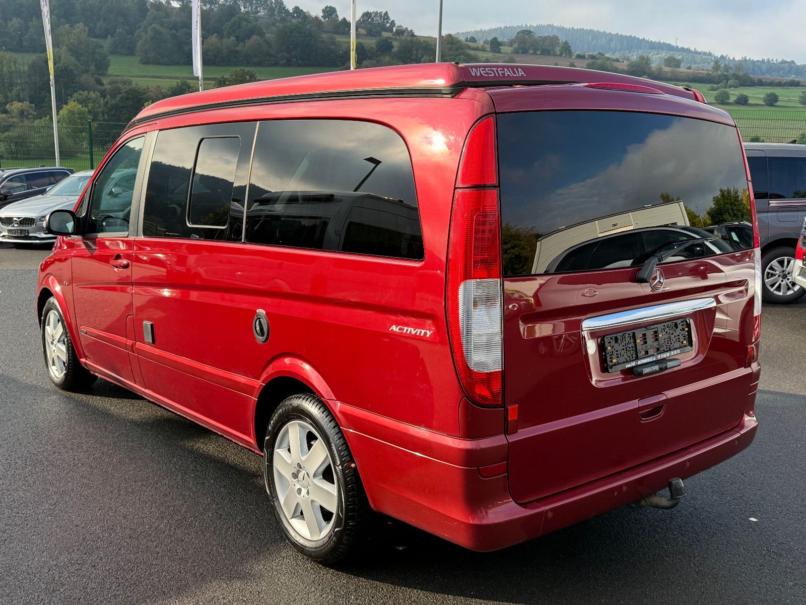 Fahrzeugabbildung Mercedes-Benz Viano Marco Polo 3.0 CDI Aut AHK Klima Sthz PDC