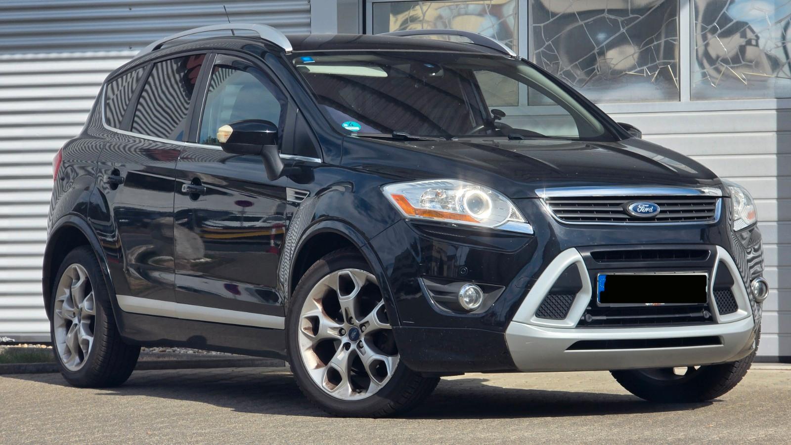 Ford Kuga Titanium 4X4 VLeder Klima Pano Navi Shzg
