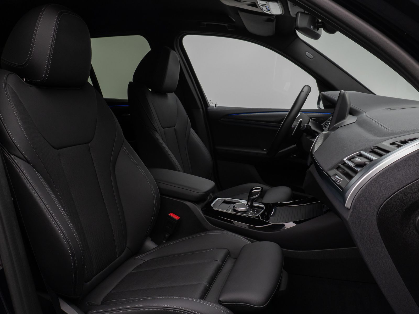 Fahrzeugabbildung BMW X3 M40i  Kamera Laser HUD DAB H/K ACC Komfort